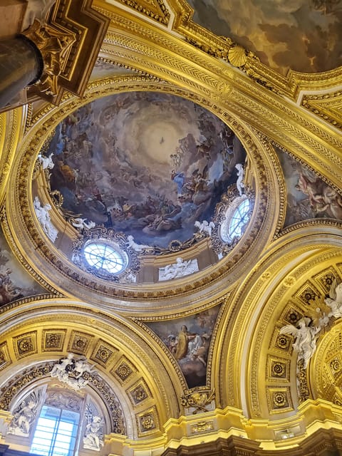 Madrid: Guided visit at the Royal Palace with tour guide - Meeting beneath Felipe IV in Plaza de Oriente
