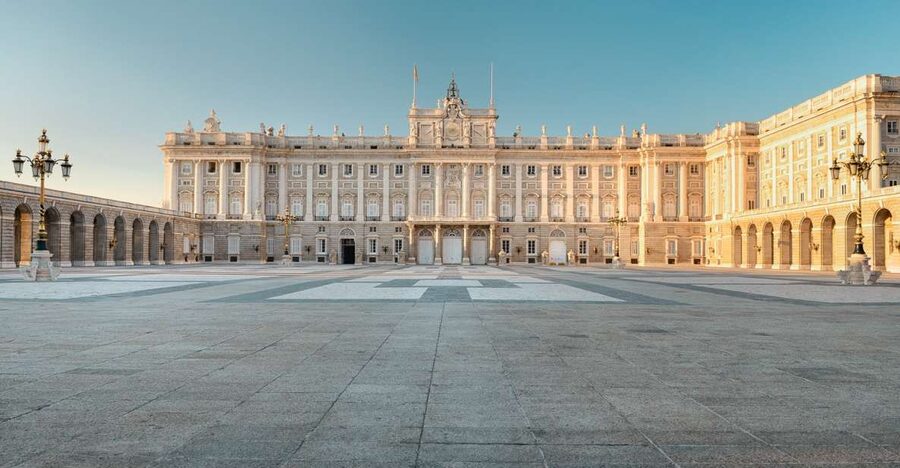 Madrid: Guided Visit to the Royal Palace - Madrid’s Royal Palace in a 90-minute visit