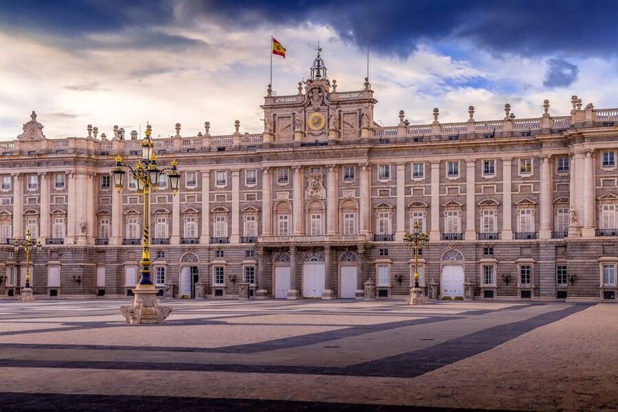 Madrid: Guided Visit to the Royal Palace - Who should book this Royal Palace tour?