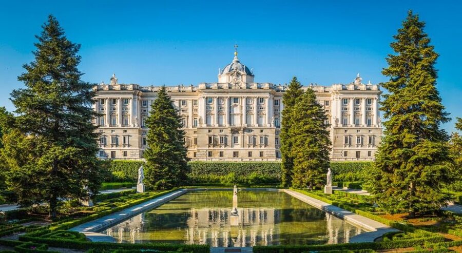 Madrid Private tour: Royal Palace & Cathedral & Old city - Starting in Madrid’s old quarter