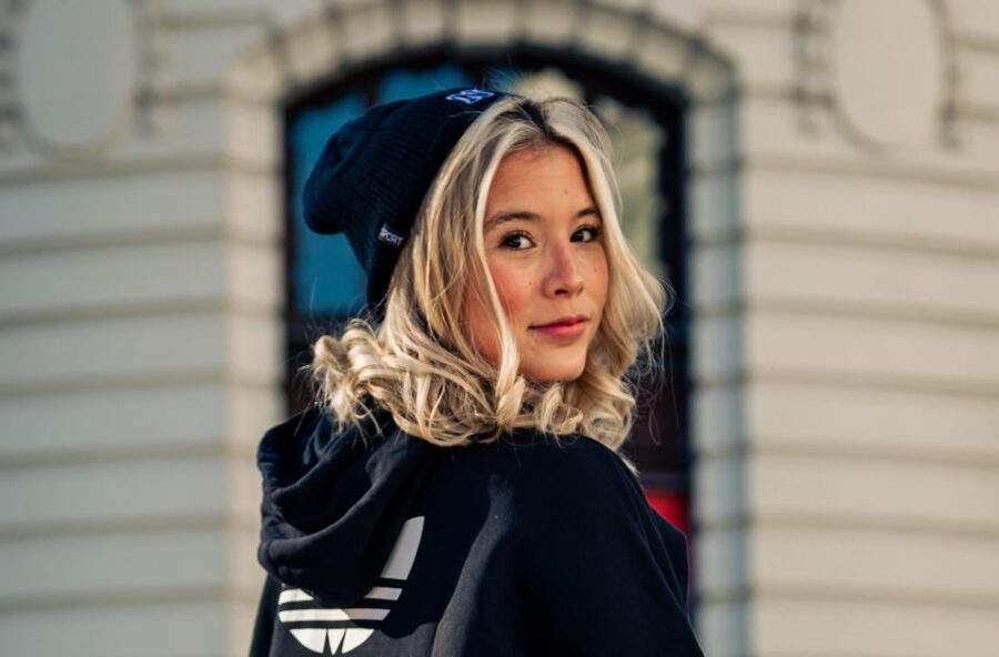 Madrid: Professional photoshoot at The Royal Palace - Who will enjoy this most?
