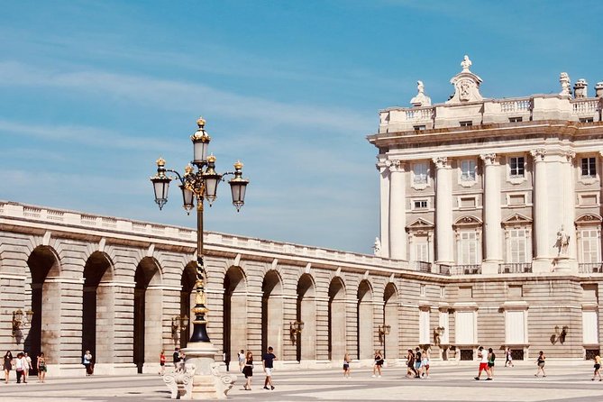 Madrid Royal Palace and Prado Museum Private Tour with Transfers - From the Palace to the Prado by Madrid Cab