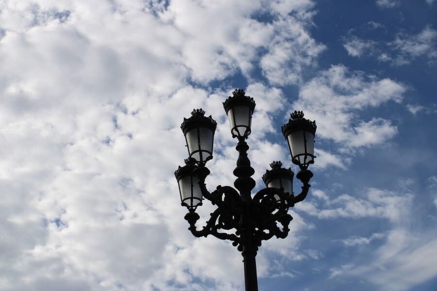 Madrid: Royal Palace Guided Tour with Entry Ticket - The Grand Staircase sets the tone