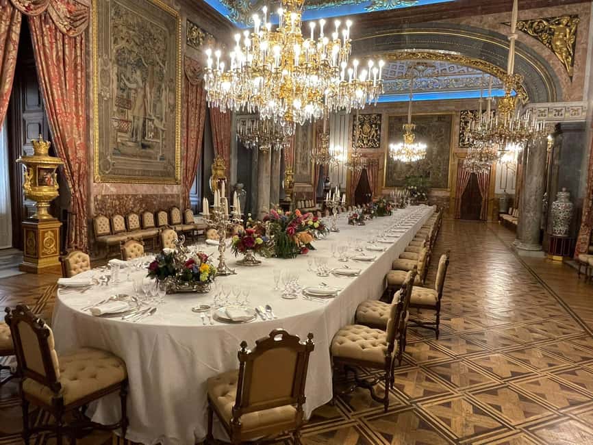 Madrid: Royal Palace Guided Tour with Entry Ticket - Crowds, pace, and the no-photo rule