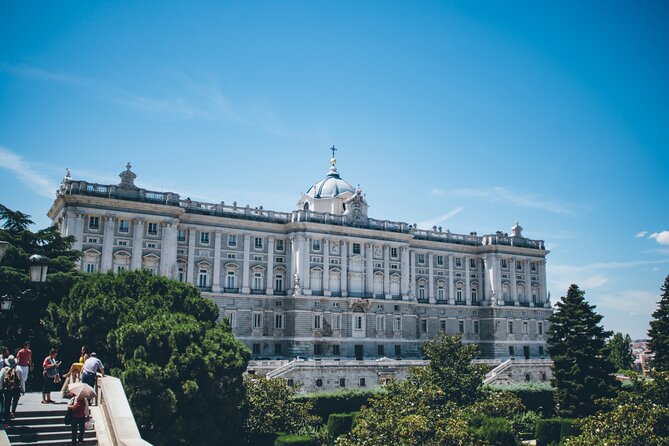 Madrid: Royal Palace Guided Tour with Skip the Line Ticket - Inside the Royal Palace: A Two-Hour Route