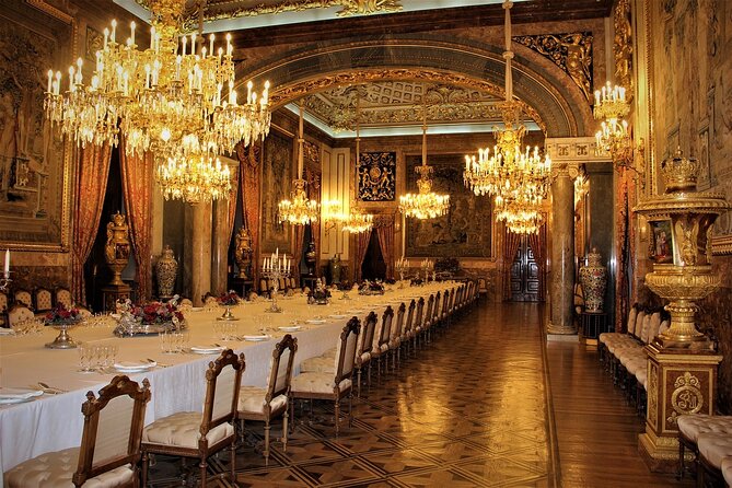 Madrid: Royal Palace Guided Tour with Skip the Line Ticket - Meeting at Madrid Souvenirs on Calle de Carlos III