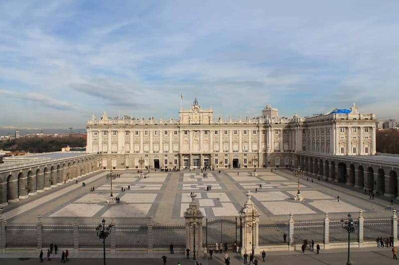 Madrid: Royal Palace Private Tour with Tickets - Entering through the local guides entrance