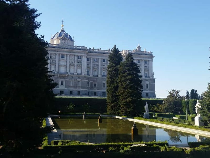 Madrid: Royal Palace Private Tour with Tickets - Inside the lavish royal rooms