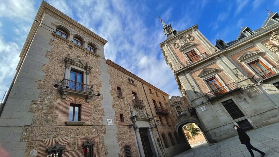 Madrid: Royal Palace Skip-the-Line Guided Tour - Is $41 good value?