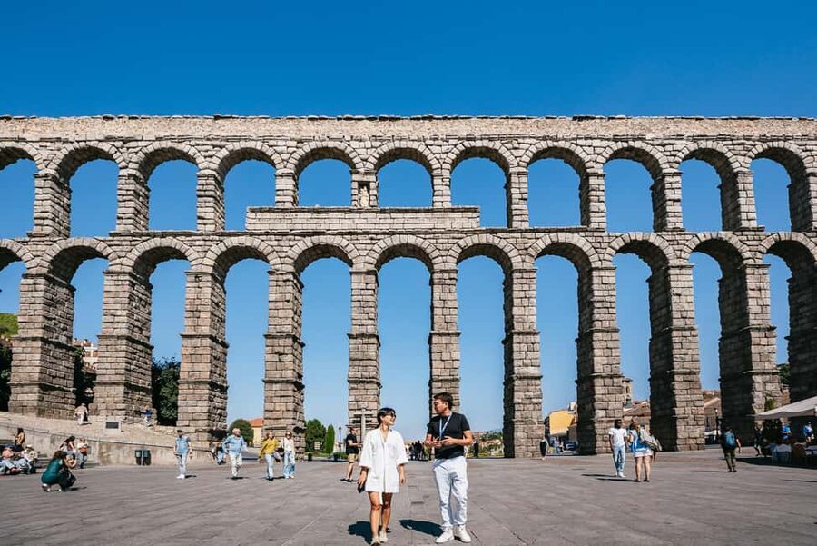 Madrid: Toledo & Segovia Tour w/ Cathedral, Alcazar & Lunch - Segovia begins with one of Spain’s great Roman monuments