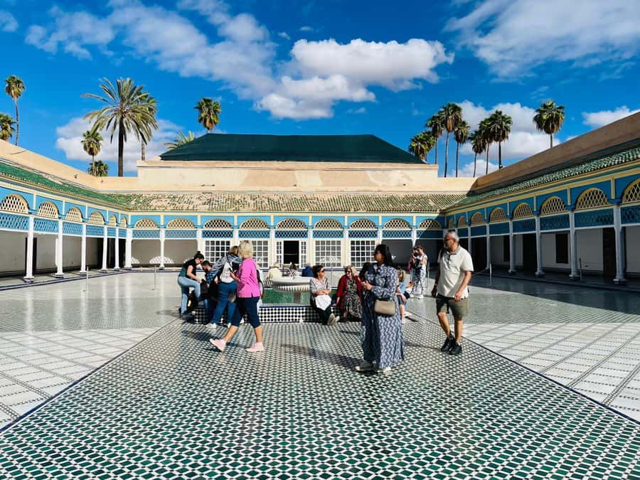 Marrakech: Bahia Palace, Madrasa Bn Yousef, Souk Medina Tour - Jemaa el-Fnaa: finishing amid Marrakech’s street life