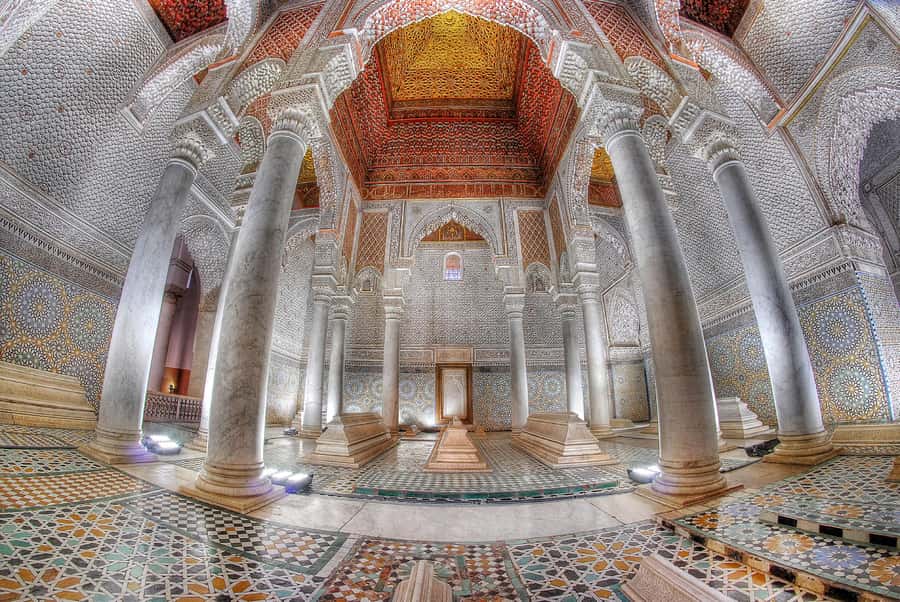 Marrakech: Bahia Palace, Saadian Tombs & Medina Guided Tour - At a glance