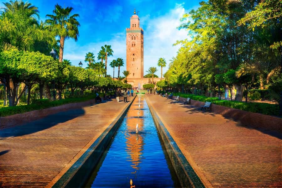 Marrakech: Bahia Palace, Saadian Tombs & Medina Walking Tour - The Mellah, Marrakech’s former Jewish quarter