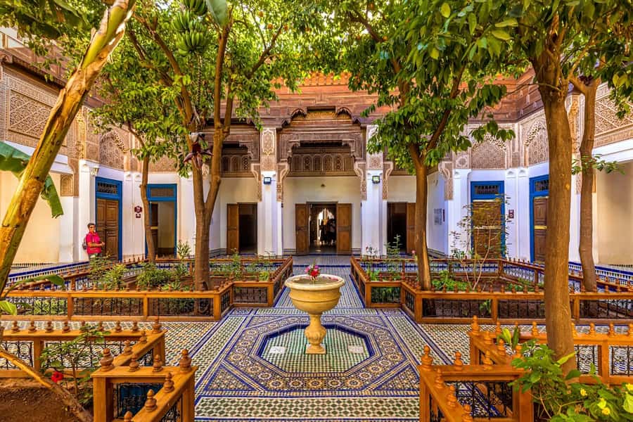 Marrakech: Bahia Palace, Saadian Tombs & Top Highlights Tour - Key things to know before you book