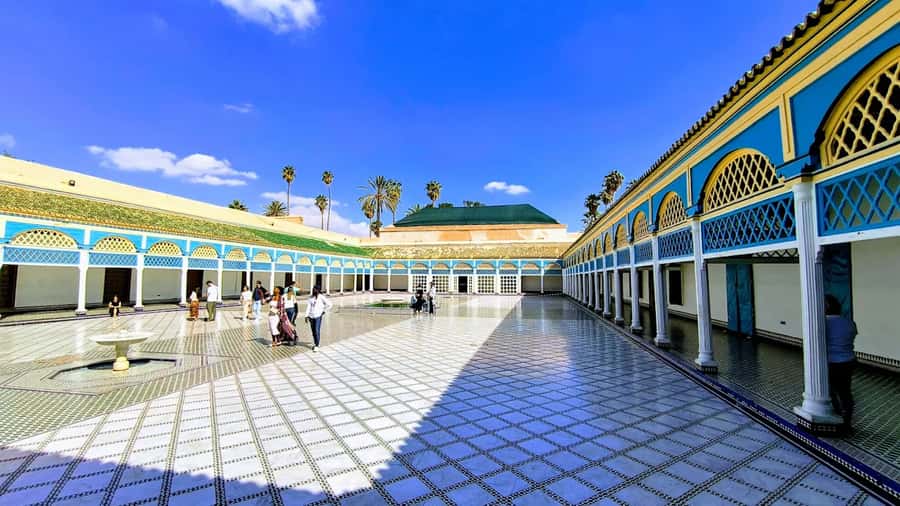 Marrakech: Bahia Palace, Saadian Tombs & Top Highlights Tour - Tinsmiths Square, Bab Agnaou, and the city’s old gateways