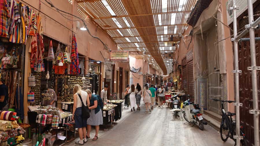 Marrakech: Medina, Souks, Artisans Guided Tour with Mint Tea - Mint tea on a quiet terrace