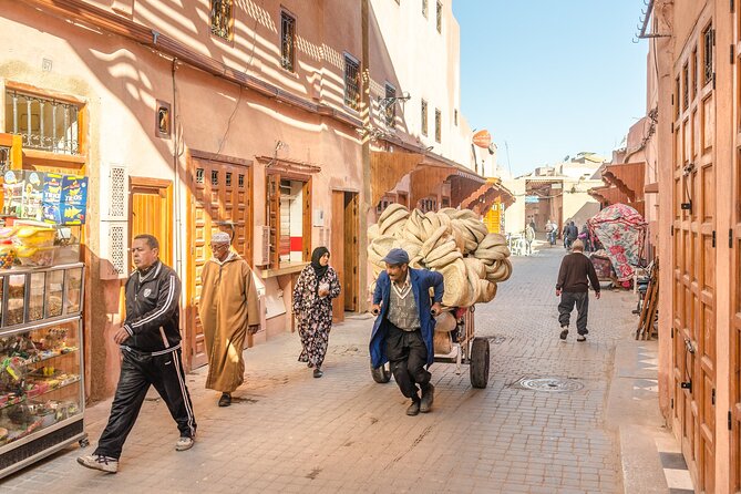 Marrakech: Palace, Museum, Madrasa & Medina Highlights Tour - Why this four-hour walk works as a first look at Marrakech