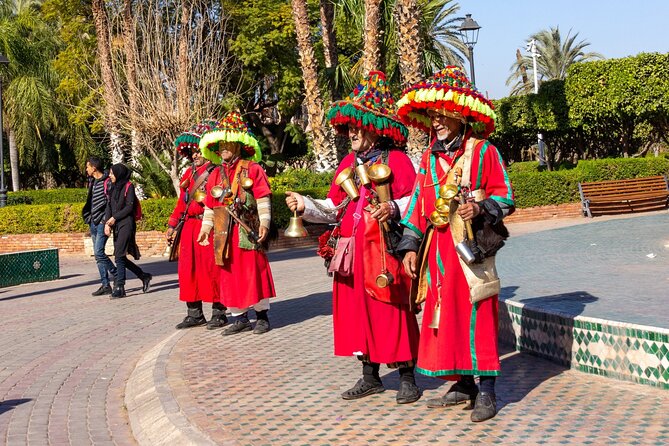Marrakech: Palace, Museum, Madrasa & Medina Highlights Tour - Souk Semmarine, spice lanes, and craft workshops