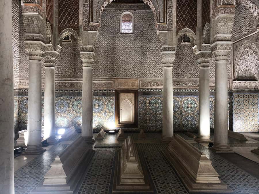 Marrakech: Saadian Tombs, Bahia Palace, Medina and Souk Tour - Cost, extra fees, and overall value