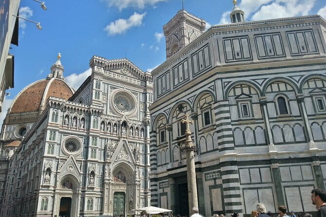Medici's Mile Walking Tour plus Pitti Palace or Boboli Gardens Ticket - Pitti Palace, the Medici family’s final residence
