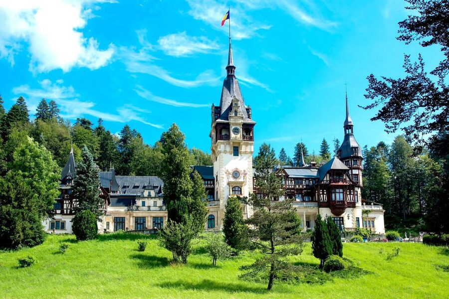 Minivan 8 Places : Dracula Castle, Peles, & Brasov Day Tour - Three Transylvanian icons in one long day