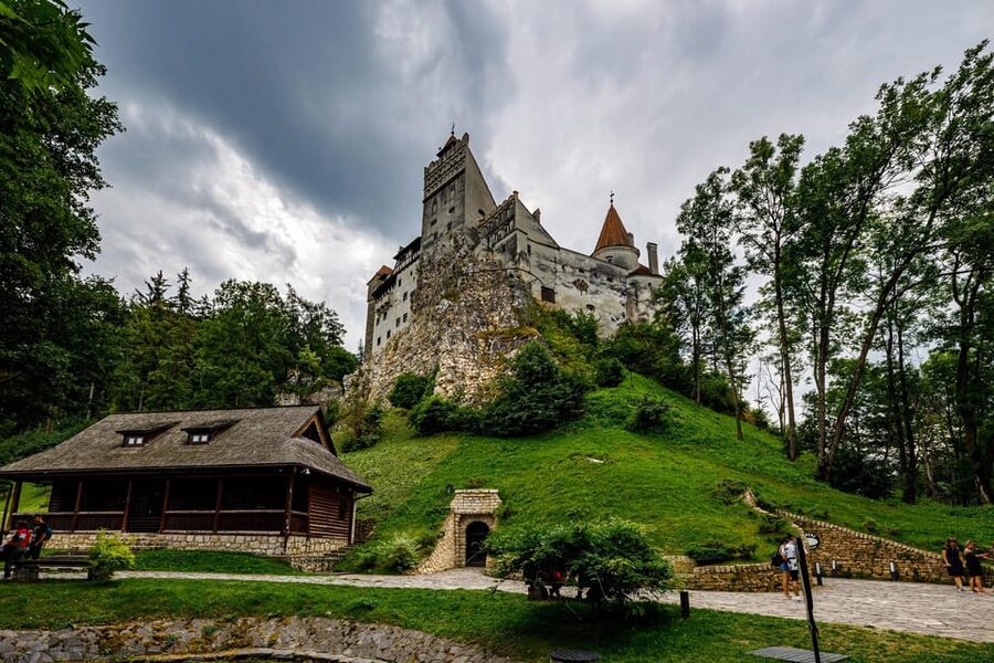 Minivan 8 Places : Dracula Castle, Peles, & Brasov Day Tour - Peleș Castle and Romania’s royal setting