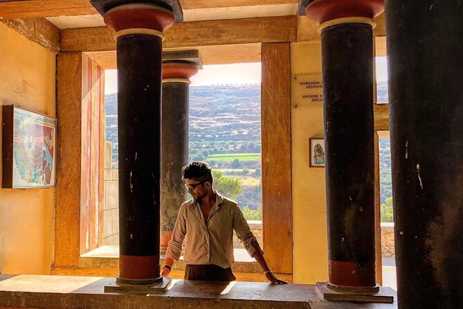 Minoan Crete from 3.000 BC: Knossos Palace & Museum with Wineries from Chania - Heraklion Archaeological Museum: the pieces behind the ruins