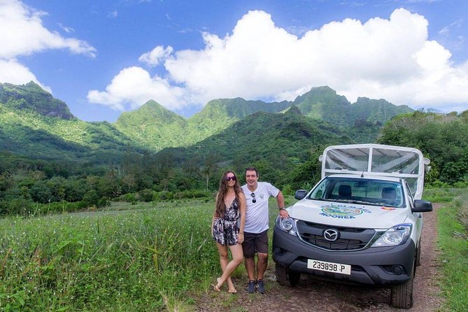 Moorea Cruise Ships: 4x4, Belvedere, Pineapple, & Magic Mountain - Cook’s Bay and the Moorea Tropical Garden