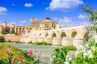 Mosque-Cathedral, Alcazar & Jewish Quarter with Tickets
