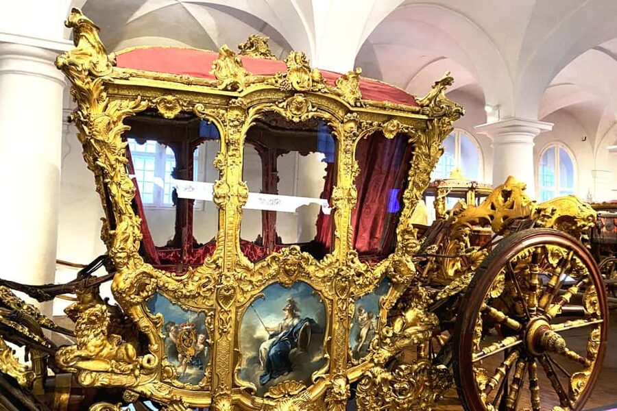 Munich Nymphenburg Palace & Carriage Museum Fast-Track Tour - Who should book this tour?