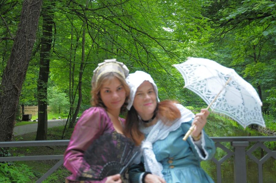 Munich: Nymphenburg Palace OR Residenz Guided Tour - A palace tour with a human voice