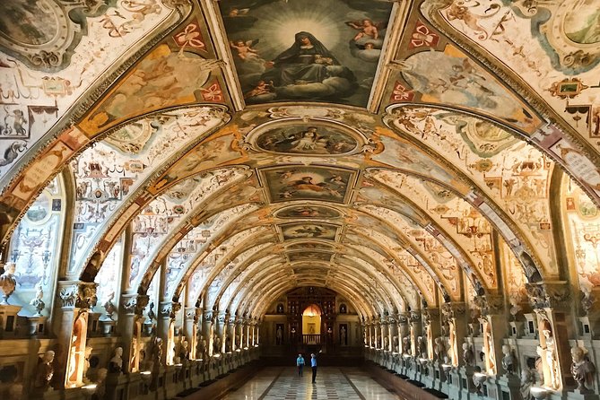 Munich: Residenz Palace, Museum and Treasury Private Tour - Why the Munich Residenz deserves your time