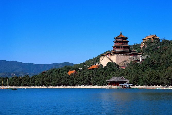 Mutianyu Great Wall and Summer Palace 8hours Private Tour - Three hours on the Mutianyu Great Wall