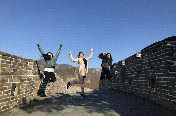 Mutianyu Great Wall & Summer Palace Private Layover Guided Tour - What the $180 price really covers