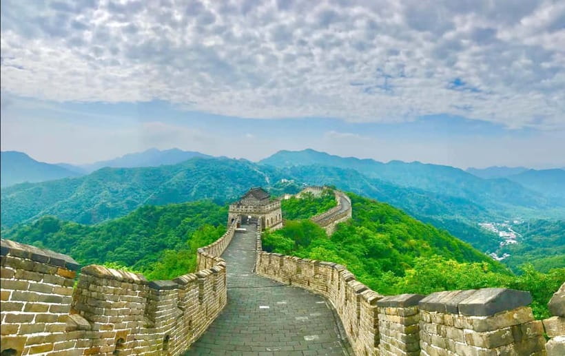 Mutianyu Wall, Summer Palace & Old Summer Palace Day Tour - Guides, groups, and the human side of the day