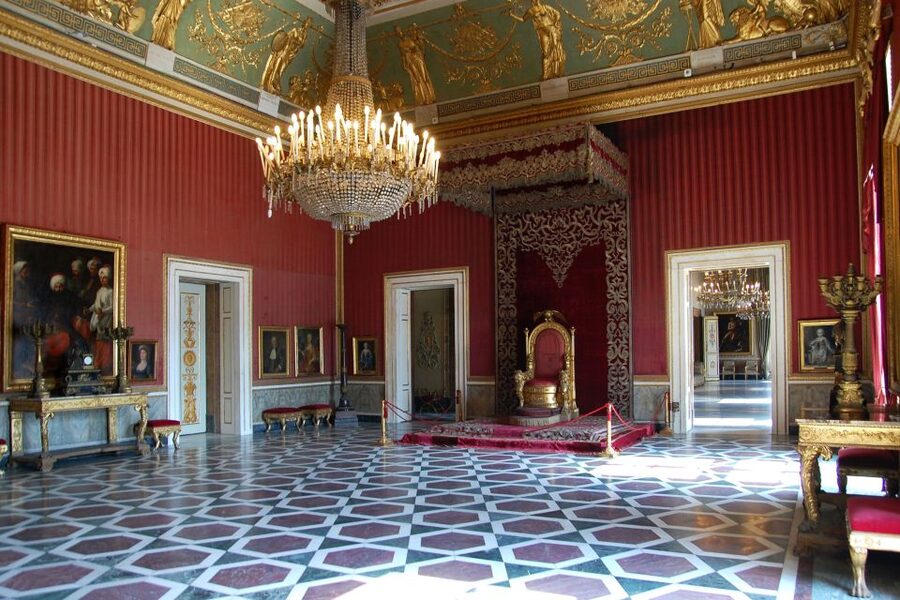 Naples: Royal Palace and Spanish Quarter Private Tour - What guides Marissa and Marianna add