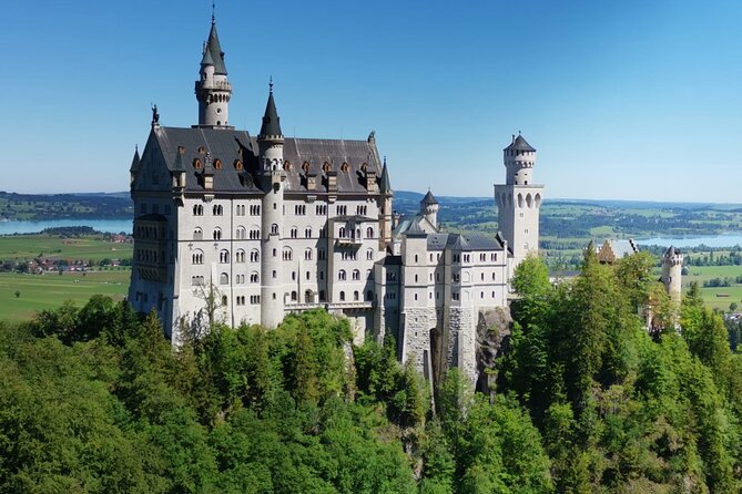 Neuschwanstein & Linderhof Castle Luxury Private Tour from Munich - Why a private castle day from Munich makes sense
