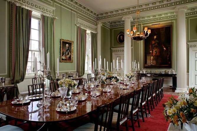 Palace of Holyroodhouse Admission Ticket - The State Apartments and royal life