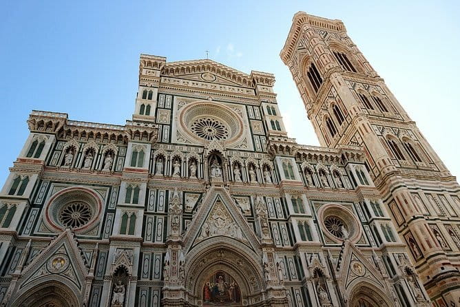 Palaces and Piazzas: A Self-Guided Audio Tour of Florence - Pitti Palace at the foot of the Boboli hills