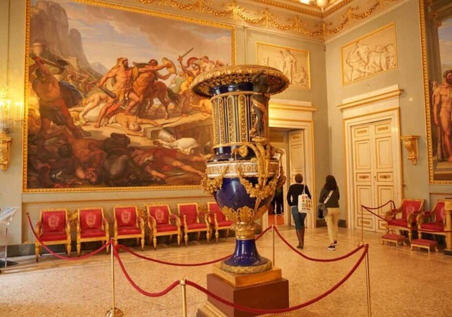 Palatina Gallery and Pitti Guided Tour in Florence - The paintings: Botticelli, Titian, Rubens, and Caravaggio