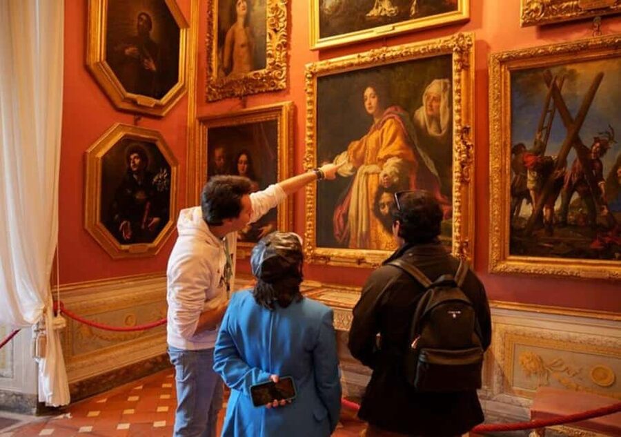 Palatina Gallery and Pitti Guided Tour in Florence - Meeting at Piazza de’ Pitti