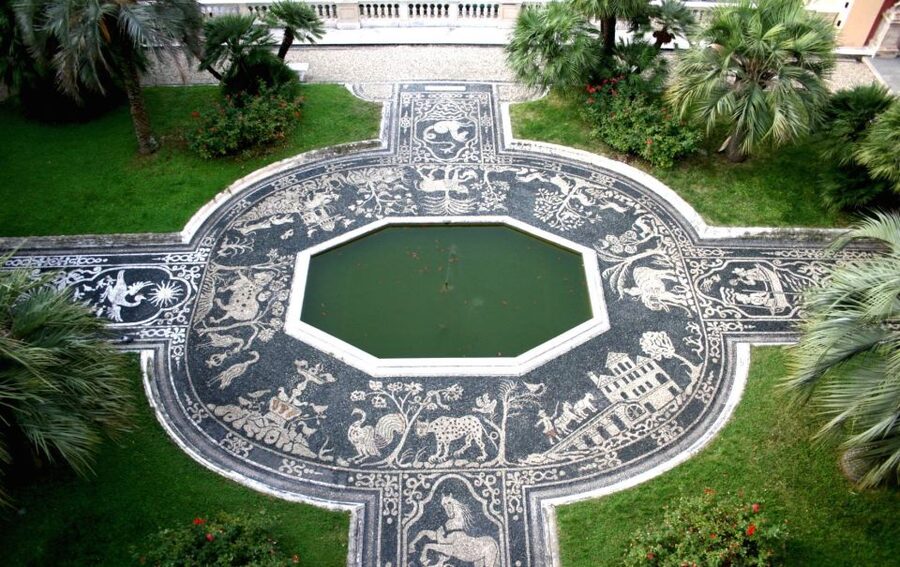 Palazzi dei Roll and Palazzo Reale Guided Tour - Palazzo Reale, from the Balbi family to royal residence