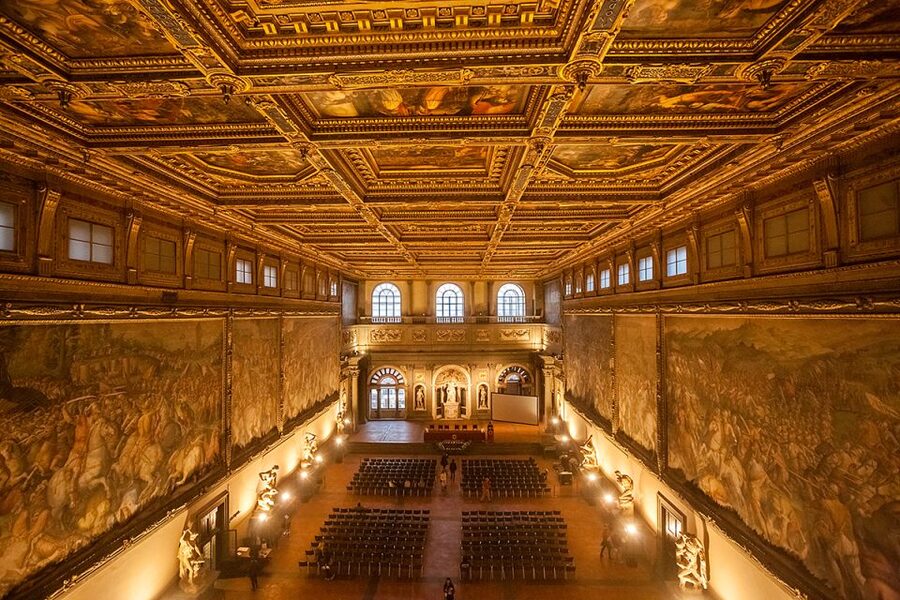 Palazzo Vecchio 90-Minute Morning Guided Tour - What the small-group format changes