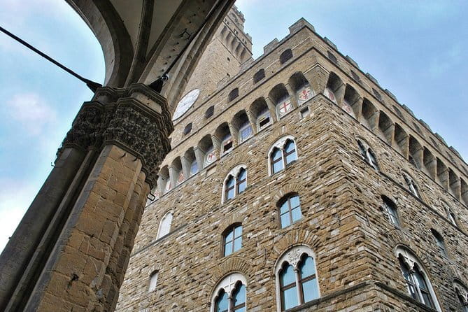 Palazzo Vecchio guided experience with entrance ticket - Why the Medici story makes the art easier to read