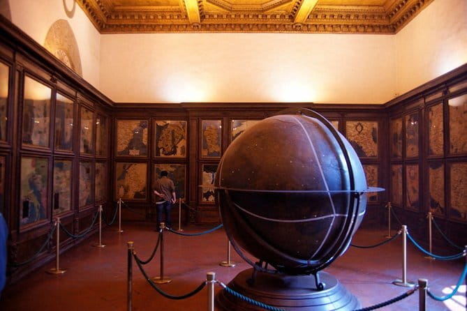 Palazzo Vecchio in Florence - Inside the Salone dei Cinquecento