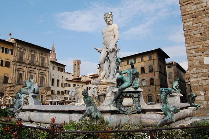 Palazzo Vecchio Morning Guided Tour - Small Group - Map room, terraces, and Arnolfo’s Tower