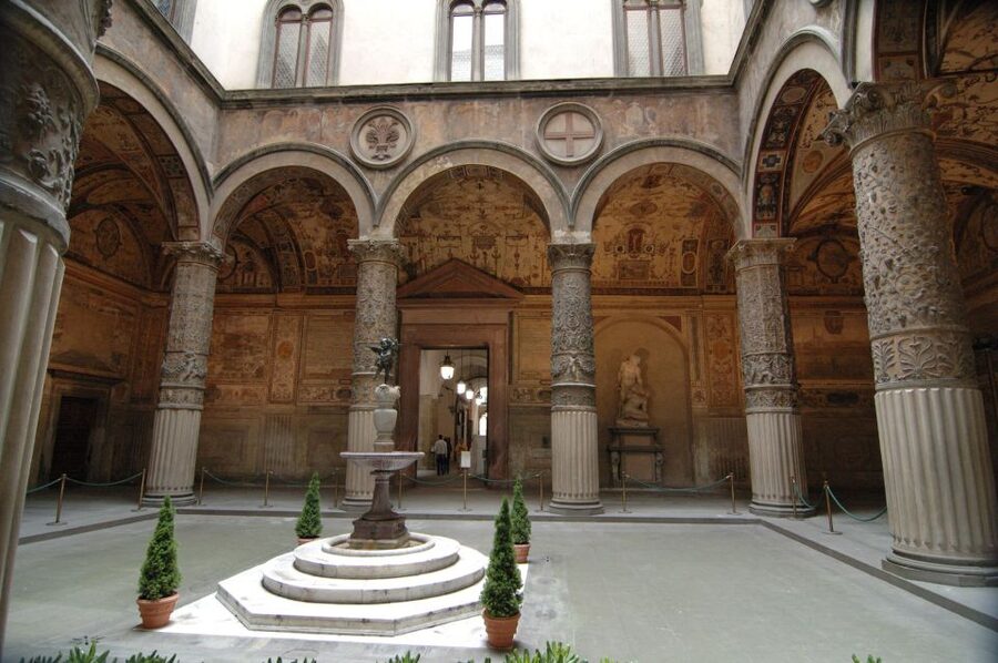 Palazzo Vecchio: Private Guided Museum Tour & Tower Tickets - How the 90-minute schedule works