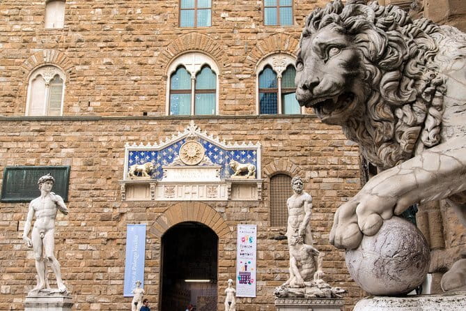 Palazzo Vecchio Private Tour + Arnolfo's Tower Ticket - Arnolfo’s Tower, a climb with a real reward