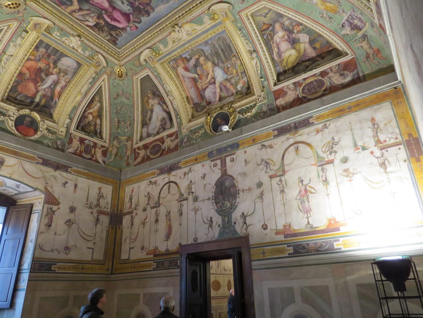 Palazzo Vecchio Secret Passages Tour & Lunch or "Gelato" - Who should book this one-hour visit