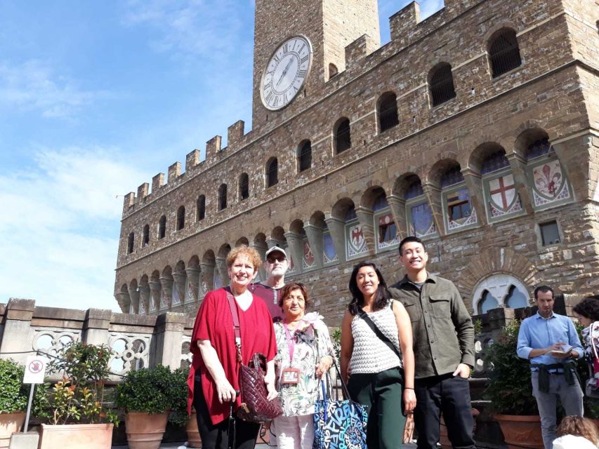 Palazzo Vecchio Small Group Tour - Practical details for families and visitors with limited mobility
